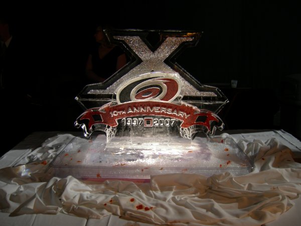 10th anniversary ice sculpture
