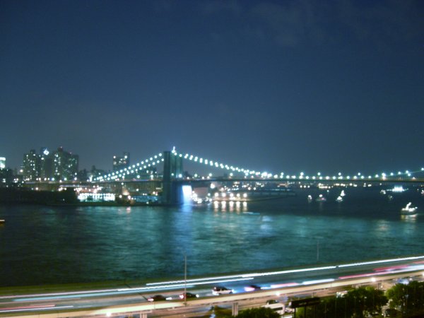 Manhattan at night: the waterfall