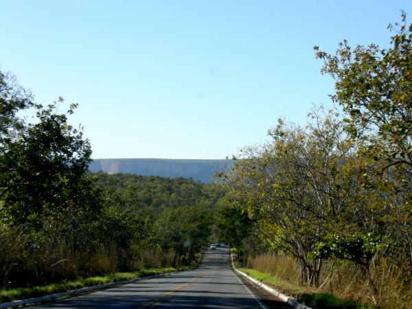 on BR 251 towards the Chapadas dos Guimarães