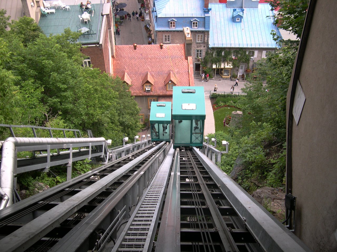 Quebec City - The funiculaire.