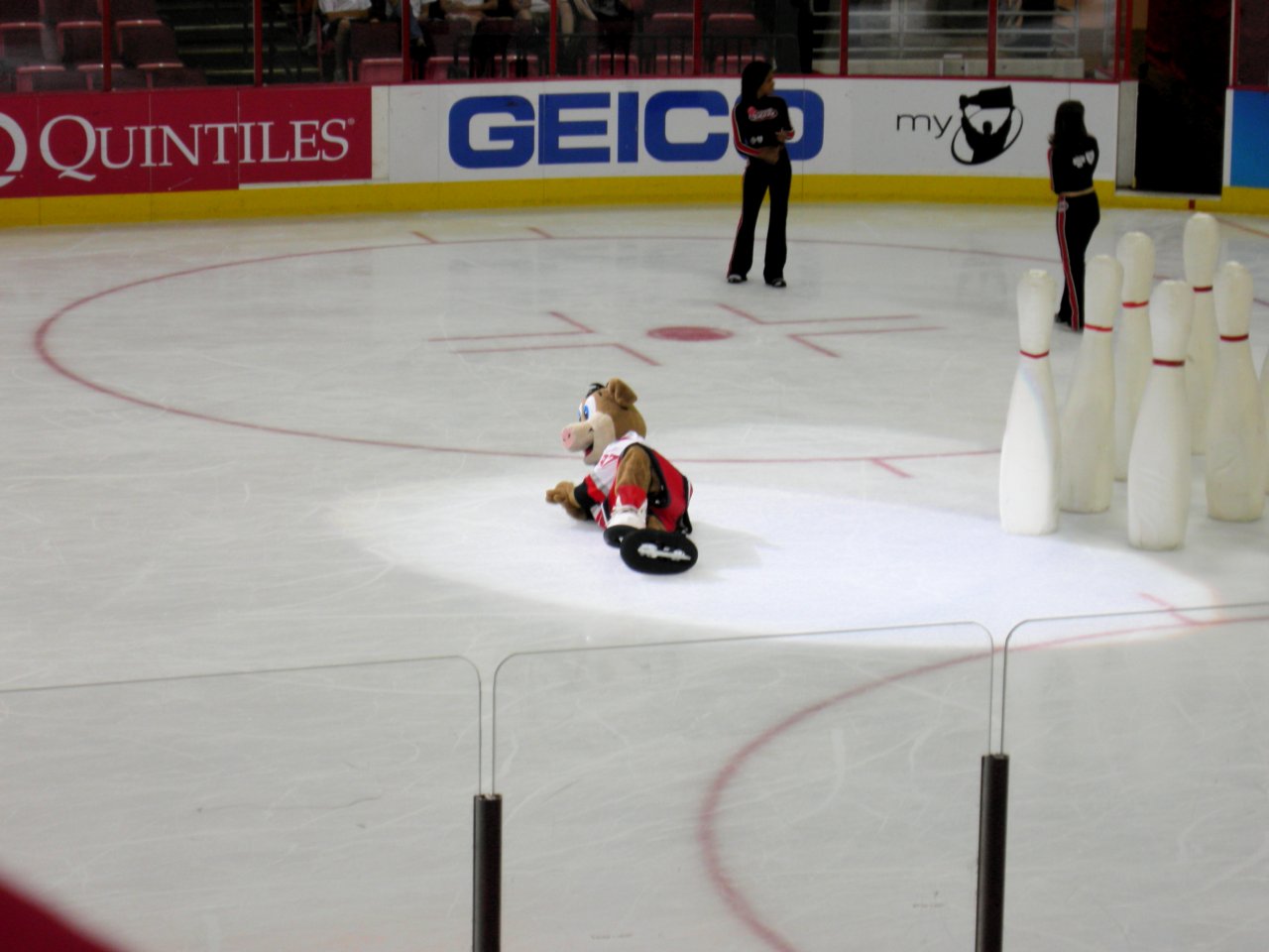 intermission: Stormy's blocking the pins