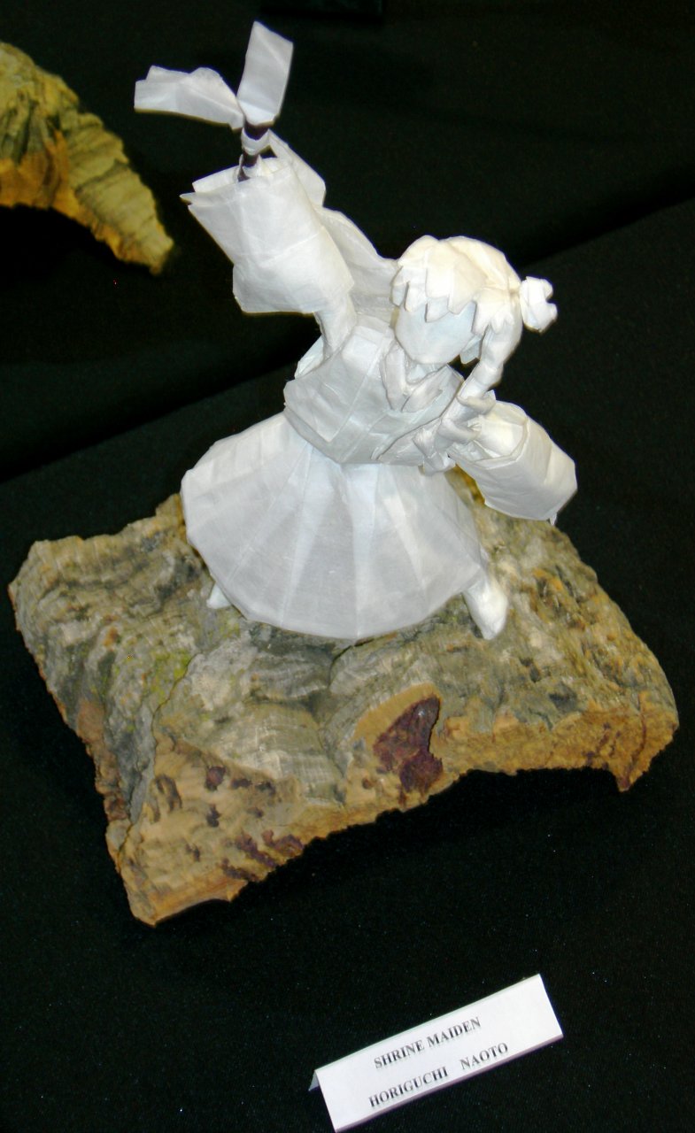 Shrine Maiden