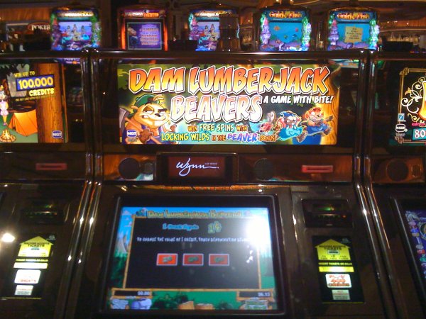 Dam Lumberjack Beavers slot machine