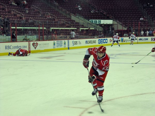 Skinner shooting at the empty net