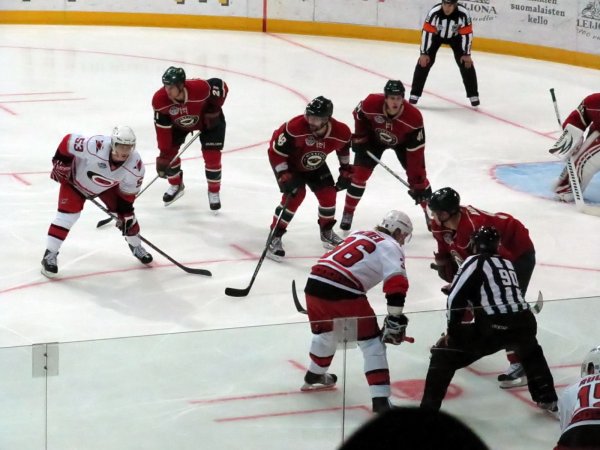 Jokinen faceoff