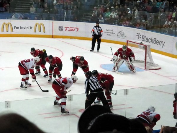 Staal faceoff