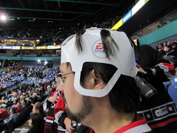 gotta have the hair sticking out, Pete-Dawg style!