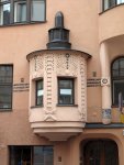 more interesting detail, we saw a number of buildings around Helsinki that looked like this