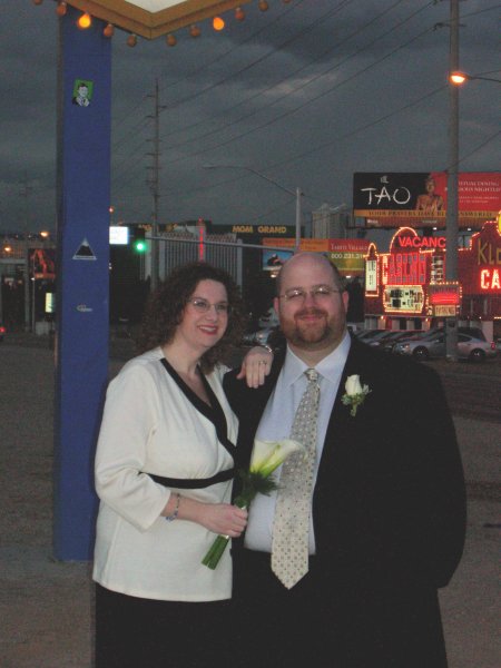 Bill and Heather at the sign (3)