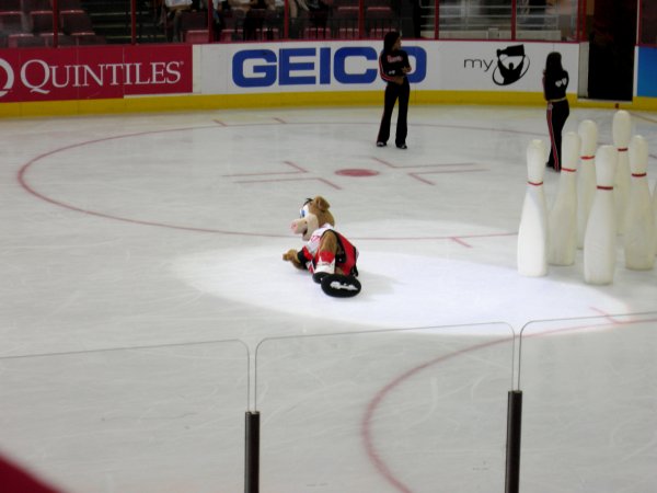 intermission: Stormy's blocking the pins